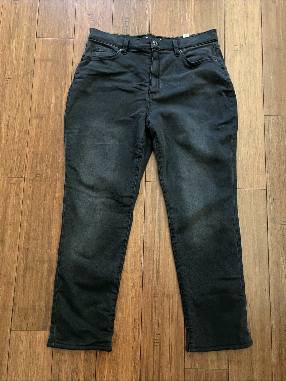Eddie Bauer Slightly Curvy Women’s Petite Black 14 Fleece-lined Jeans